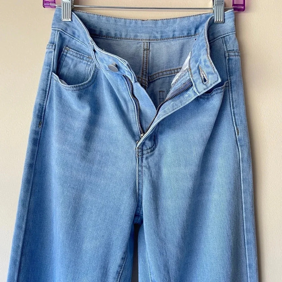 SHEIN Women Sz 2/XS Frenchy High Waist Jeans Relaxed Fit Straight Leg Light Wash - Picture 7 of 12